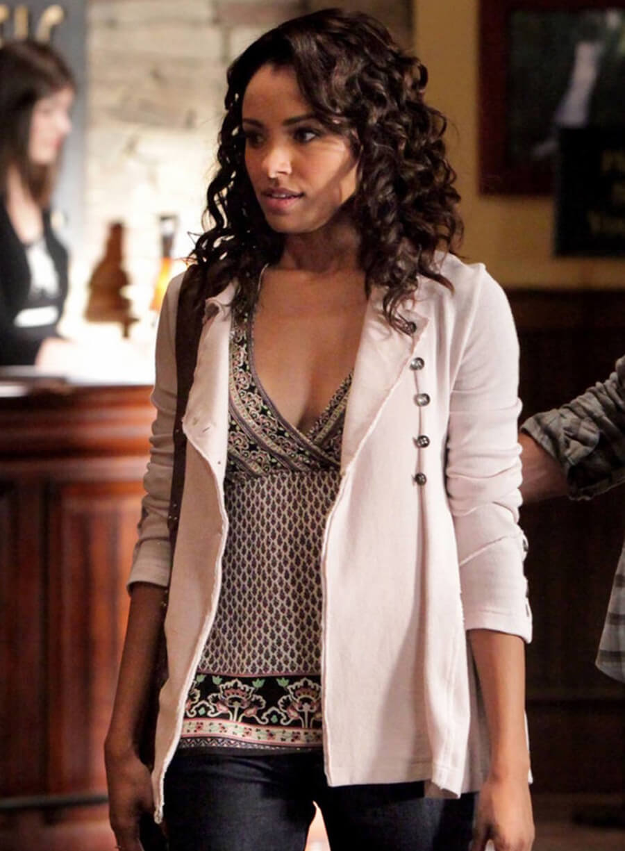 Bonnie Bennett The Vampire Diaries S02 White Jacket