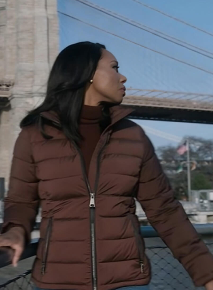 Catherine Weaver The Night Agent S02 Puffer Jacket