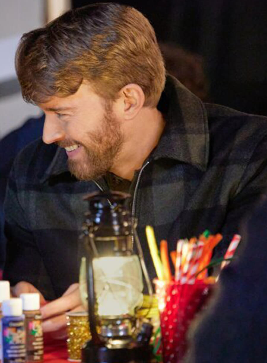Chandler Massey Mystic Christmas Plaid Jacket