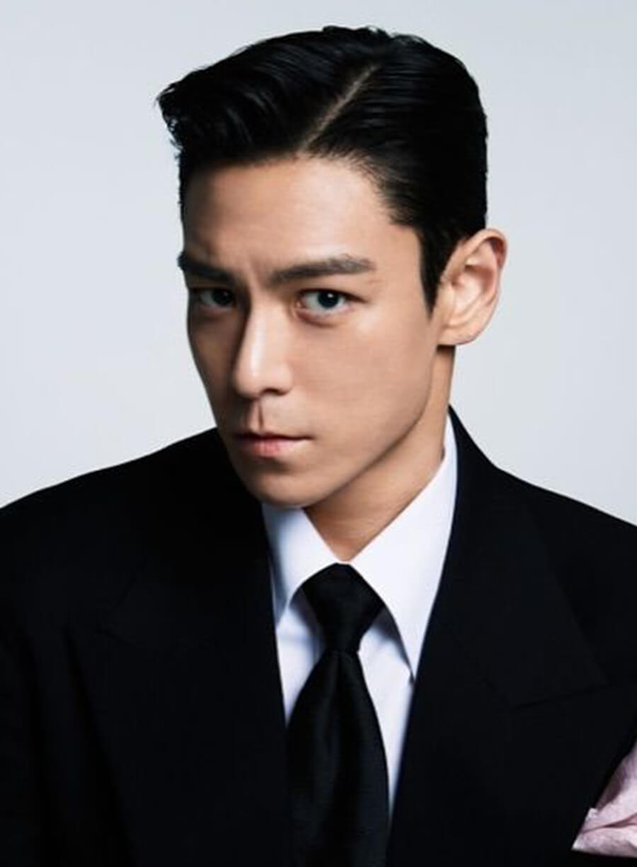 Choi Seung-hyun T.O.P Black Blazer