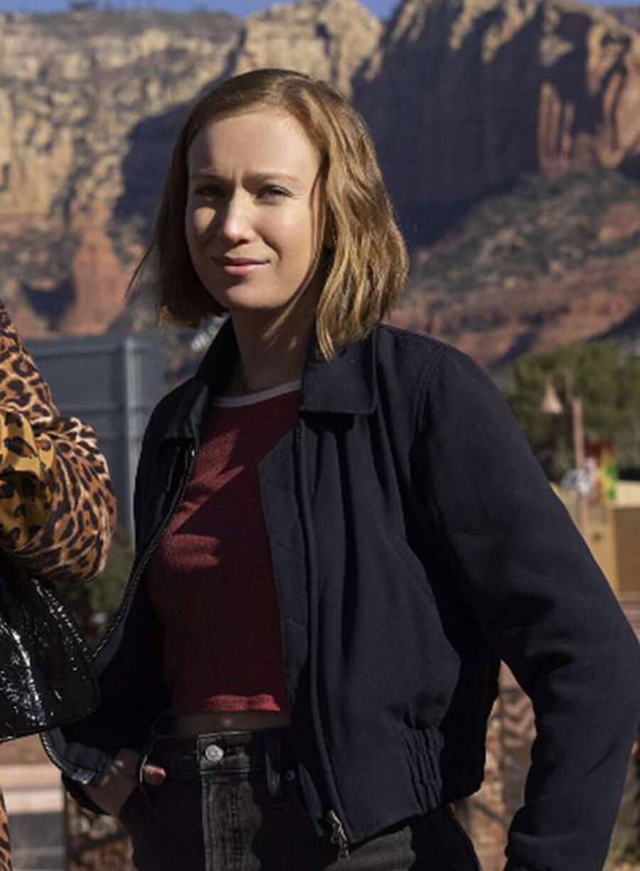 Hannah Einbinder Hacks Black Jacket