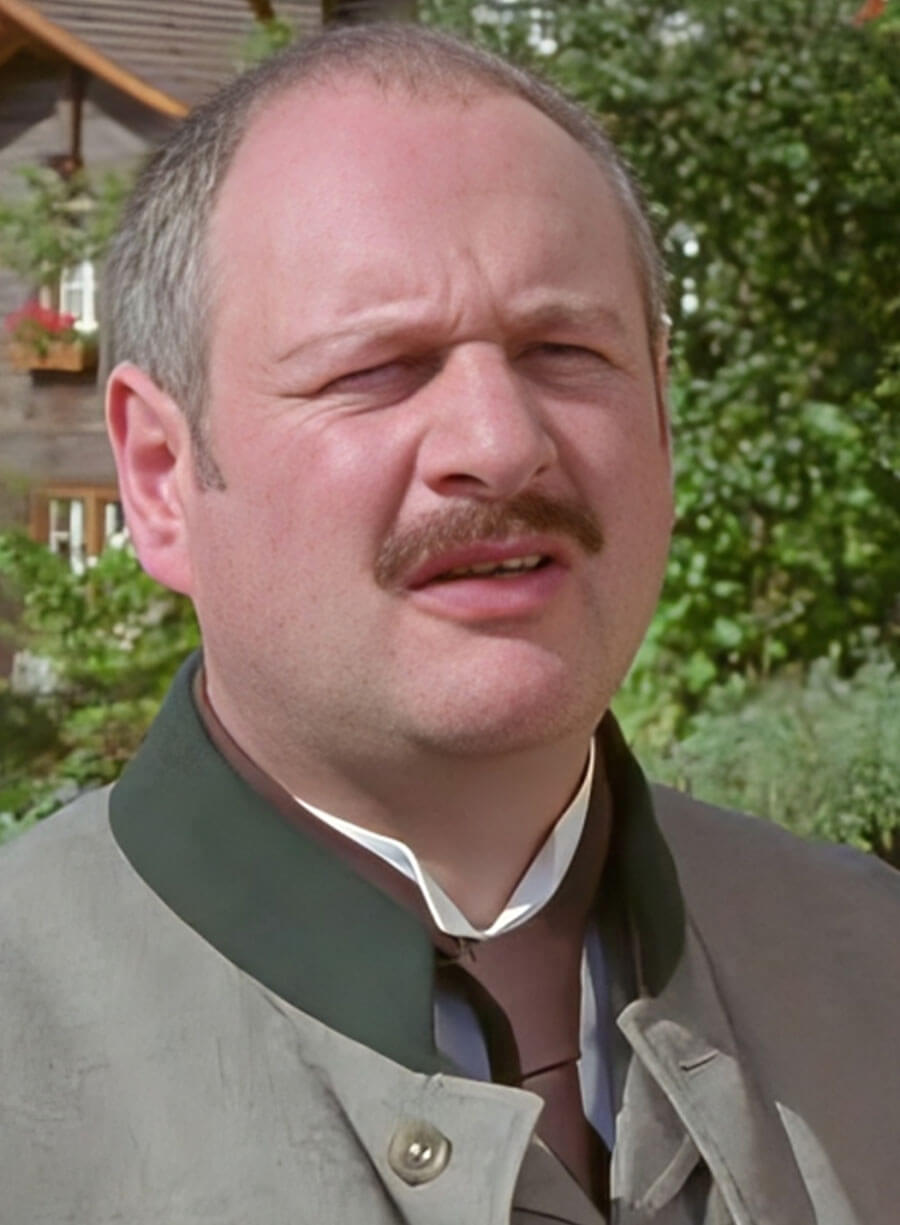 Herr Steiler The Adventures of Sherlock Holmes Grey Coat
