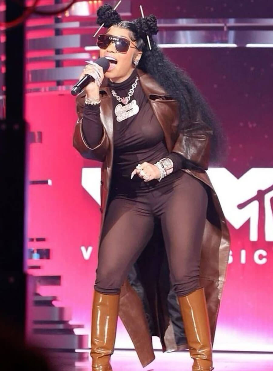 Music Awards 2023 Nicki Minaj Leather Coat