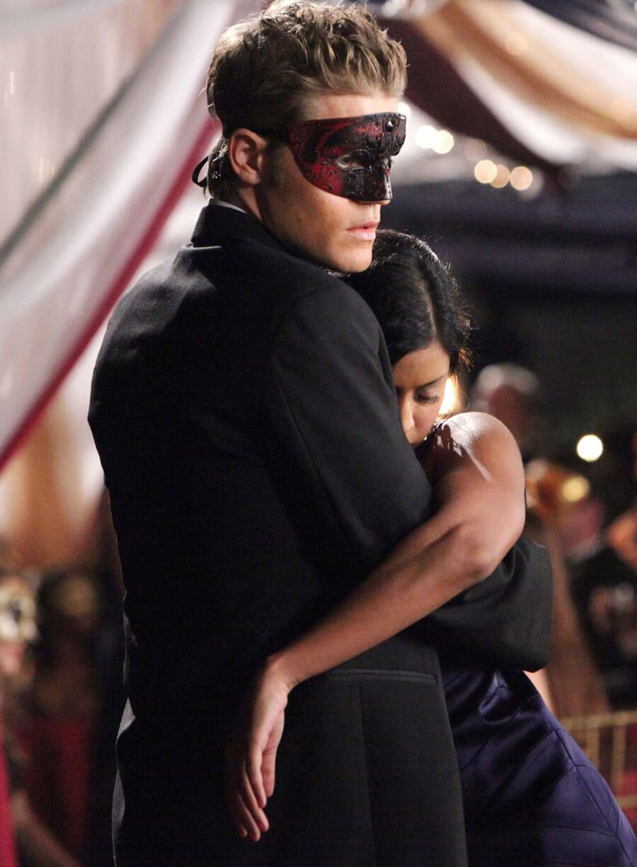 Paul Wesley The Vampire Diaries S02 Black Blazer