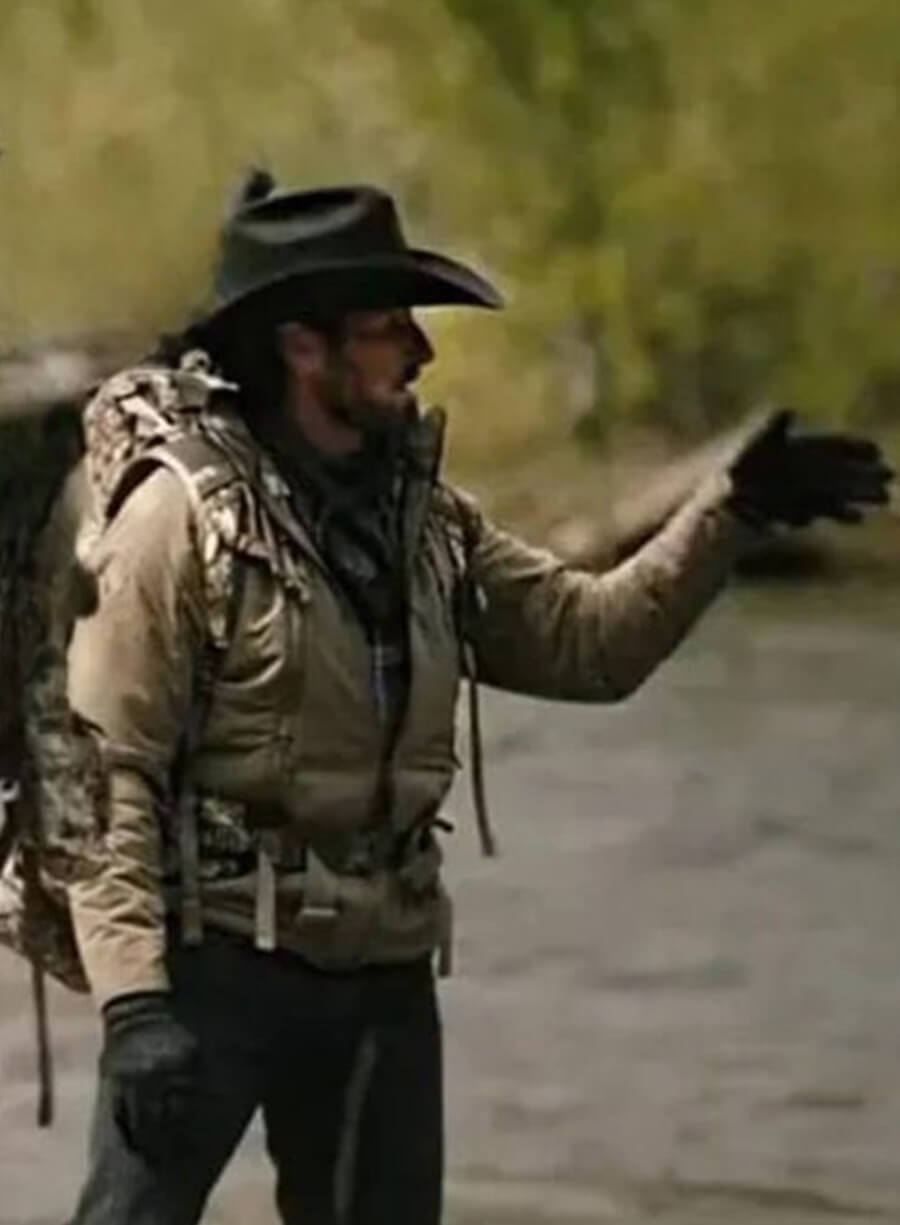 Ryan Bingham Yellowstone S5 Beige Cotton Jacket