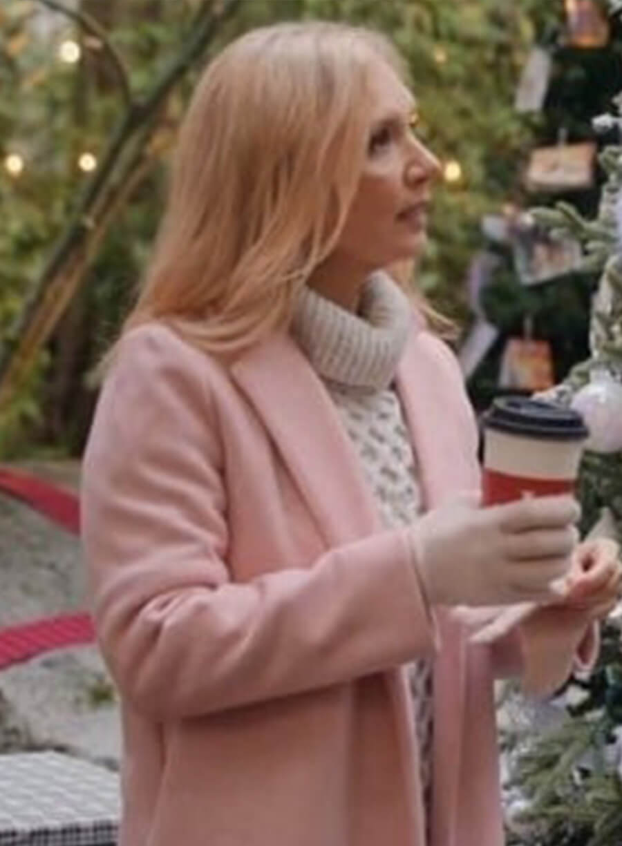 Teryl Rothery Virgin River S05 Pink Wool Coat