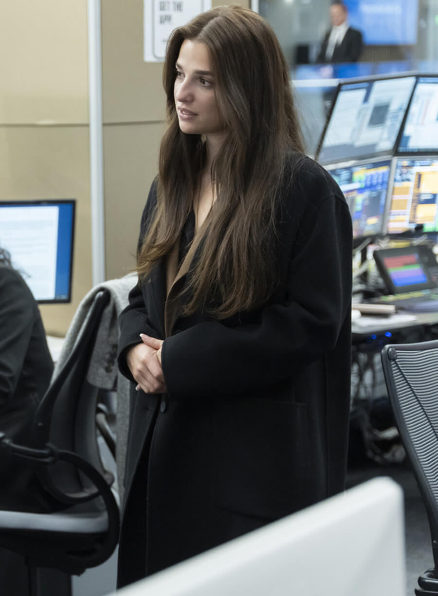 Yasmin Kara-Hanani Industry S02 Black Coat