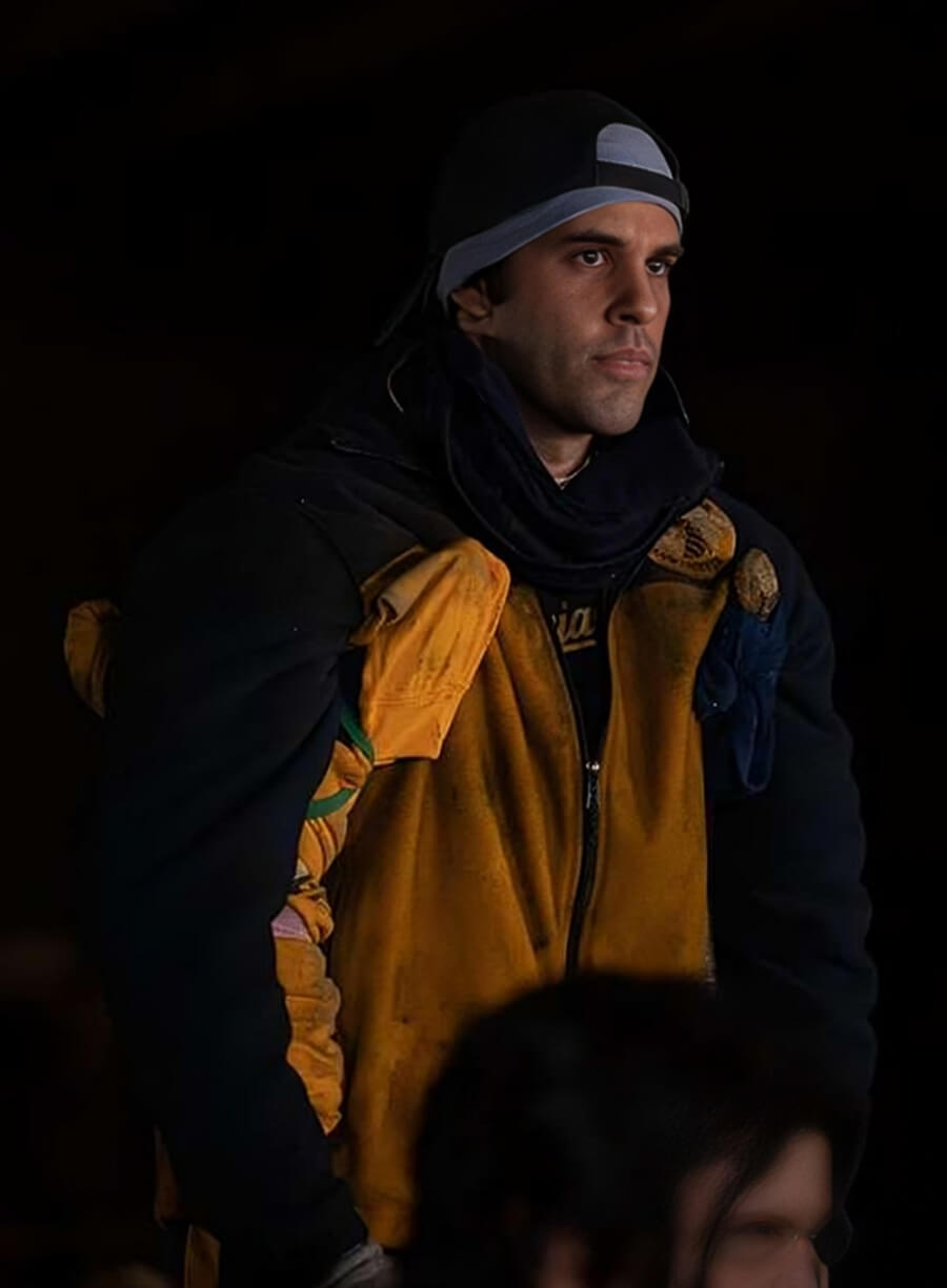 Yellowjackets Ben Scott Black and Yellow Jacket