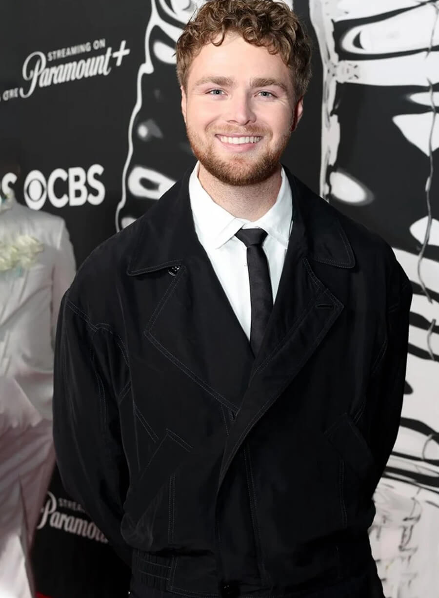 Alex Warren MTV VMAs Black Jacket