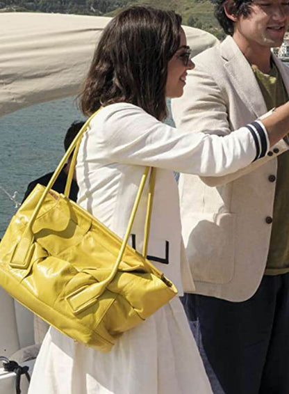 Aubrey Plaza The White Lotus White Jacket