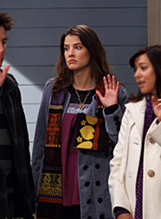 Cobie Smulders How I Met Your Mother S04 Blue Coat