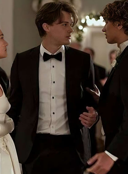 Conrad The Summer I Turned Pretty S02 Black Suit