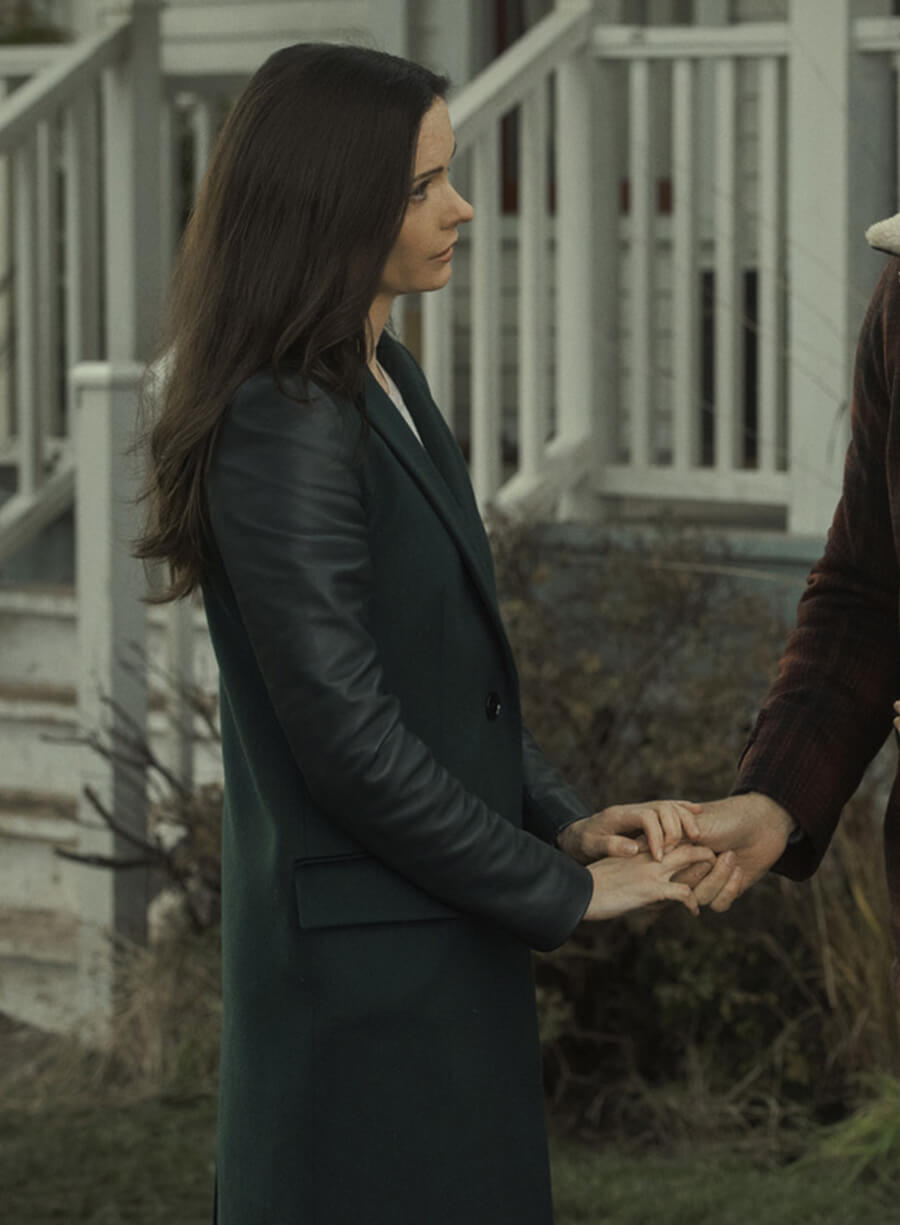 Elizabeth Tulloch Superman & Lois Black Wool Coat