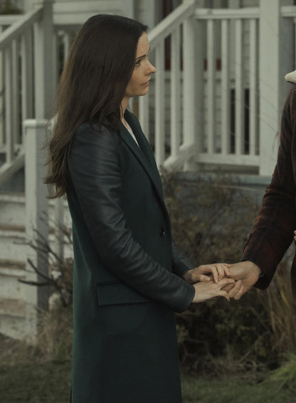 Elizabeth Tulloch Superman & Lois Black Wool Coat