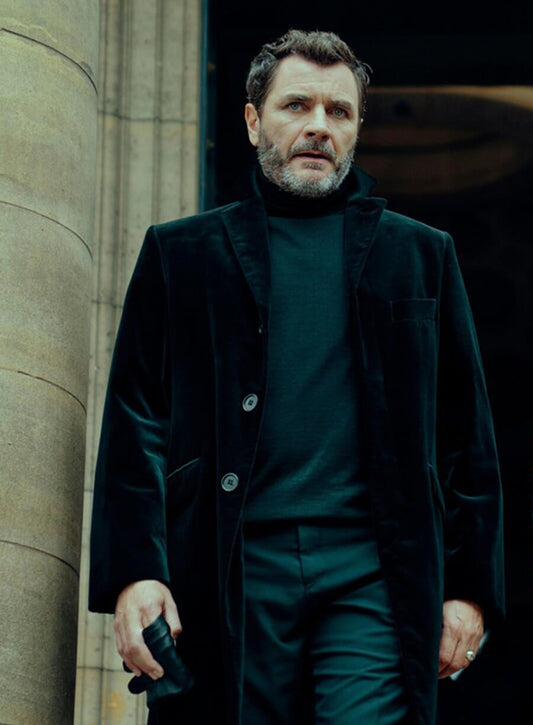 Furies S01 Parques Black Velvet Coat