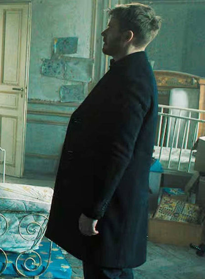 Jack Lowden Slow Horses S04 Black Coat