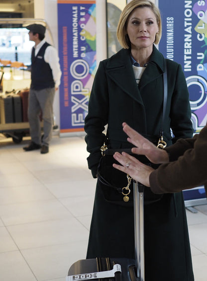 Julie Bowen Modern Family Black Wool Coat