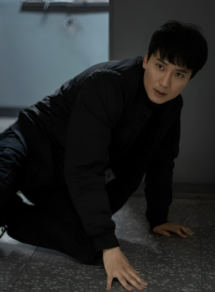 Kim Nam-gil Trigger 2025 Black Jacket