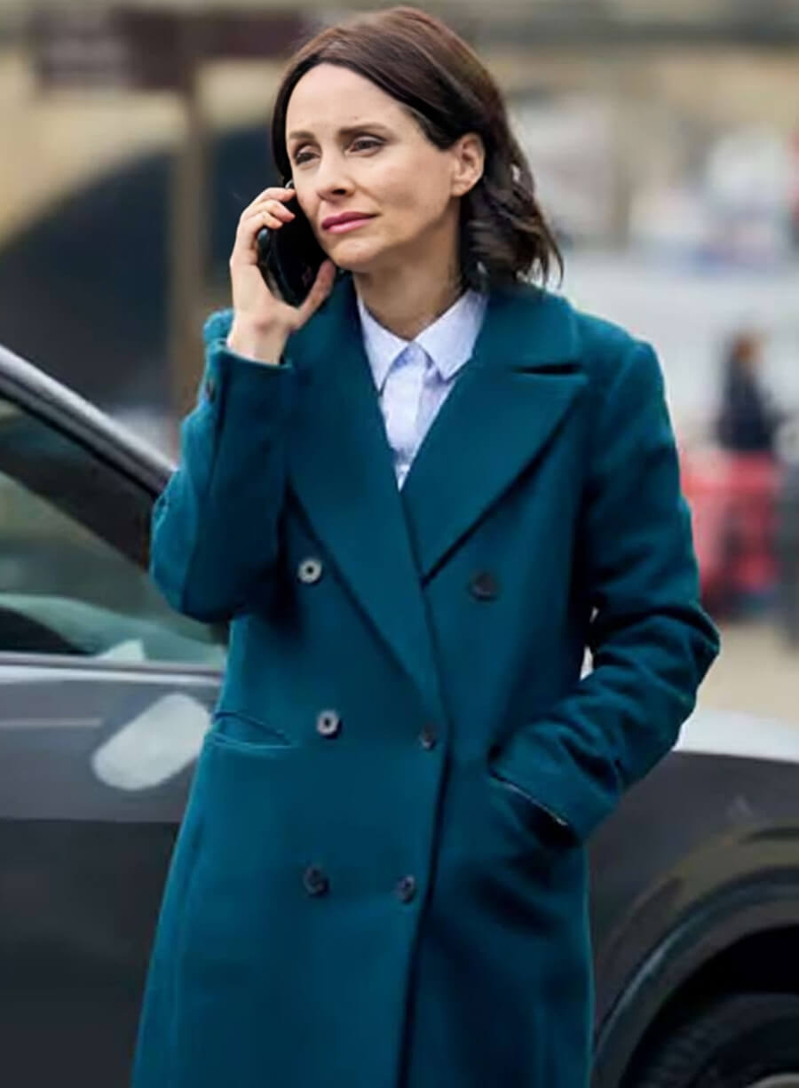 Laura Fraseras Patience 2025 Blue Coat