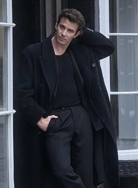 Luke Thompson Bridgerton S04 Black Wool Coat