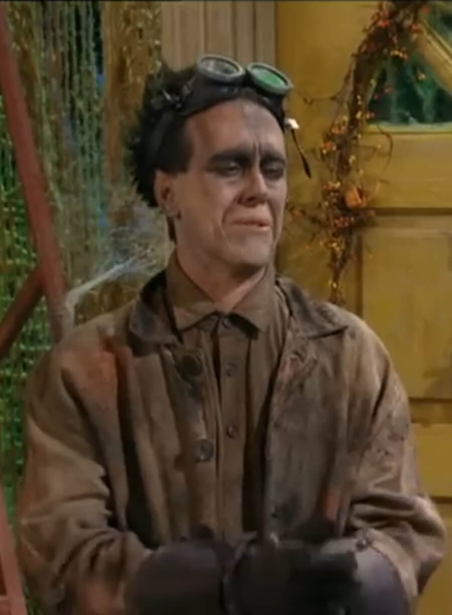 Mantooth Wizards Beyond Waverly Place Halloween Coat