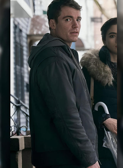 Peter Sutherland The Night Agent S02 Grey Jacket
