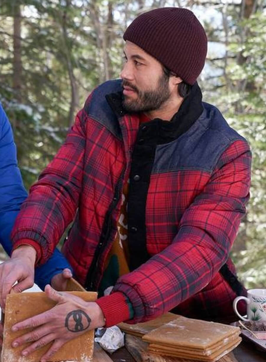 Pinij NaLampoon 12 Dates of Christmas Red Jacket