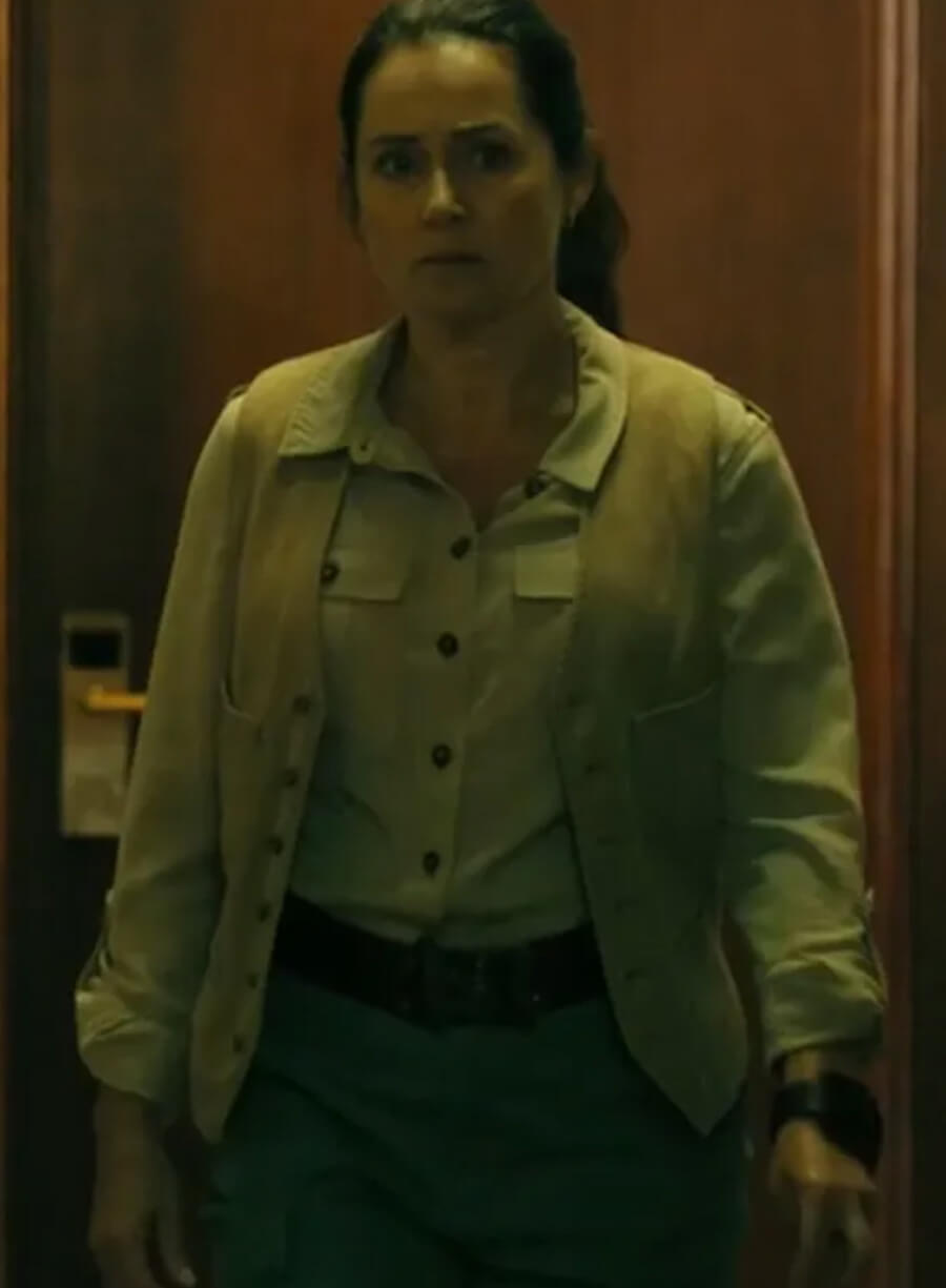 Professor Andrea Lavin Prime Target Beige Vest 