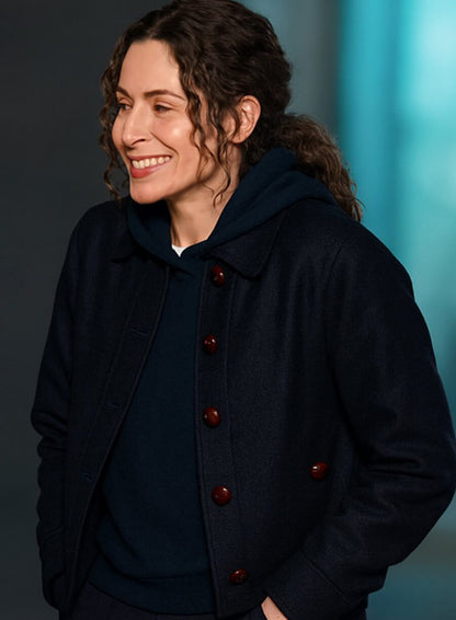 Run Away SO1 Minnie Driver Black Jacket