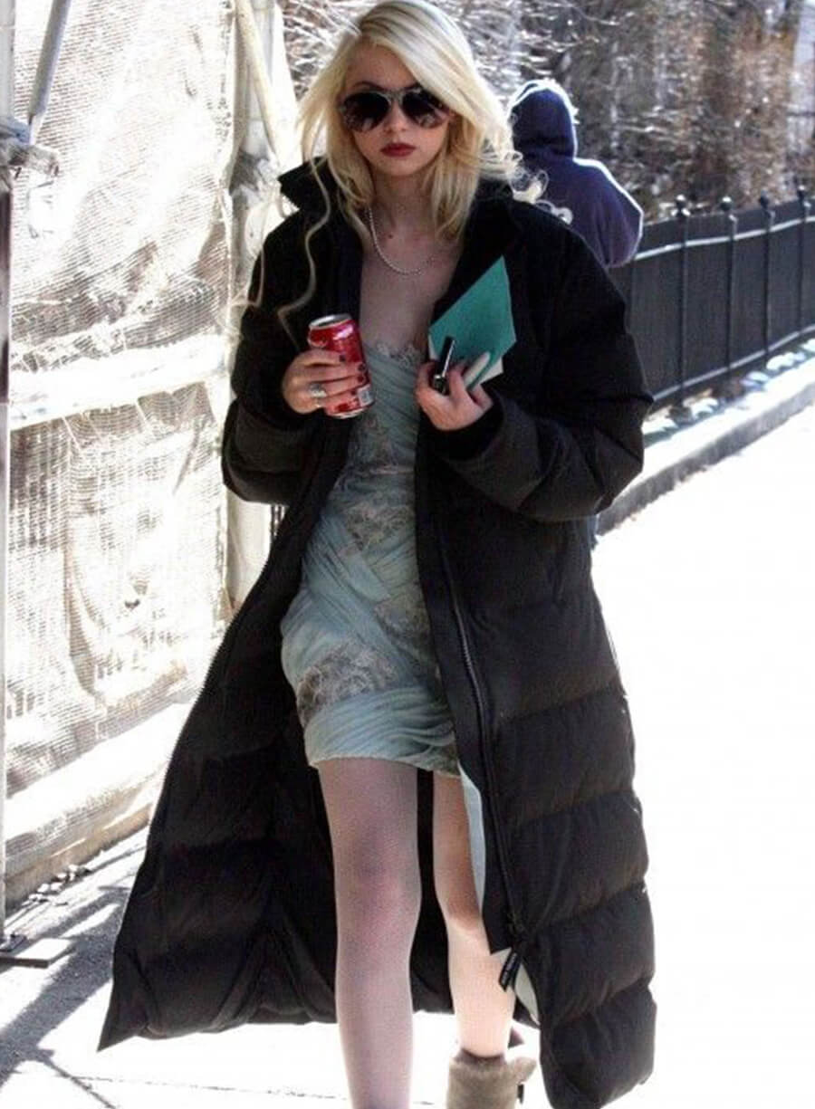 Taylor Momsen Black Puffer Coat