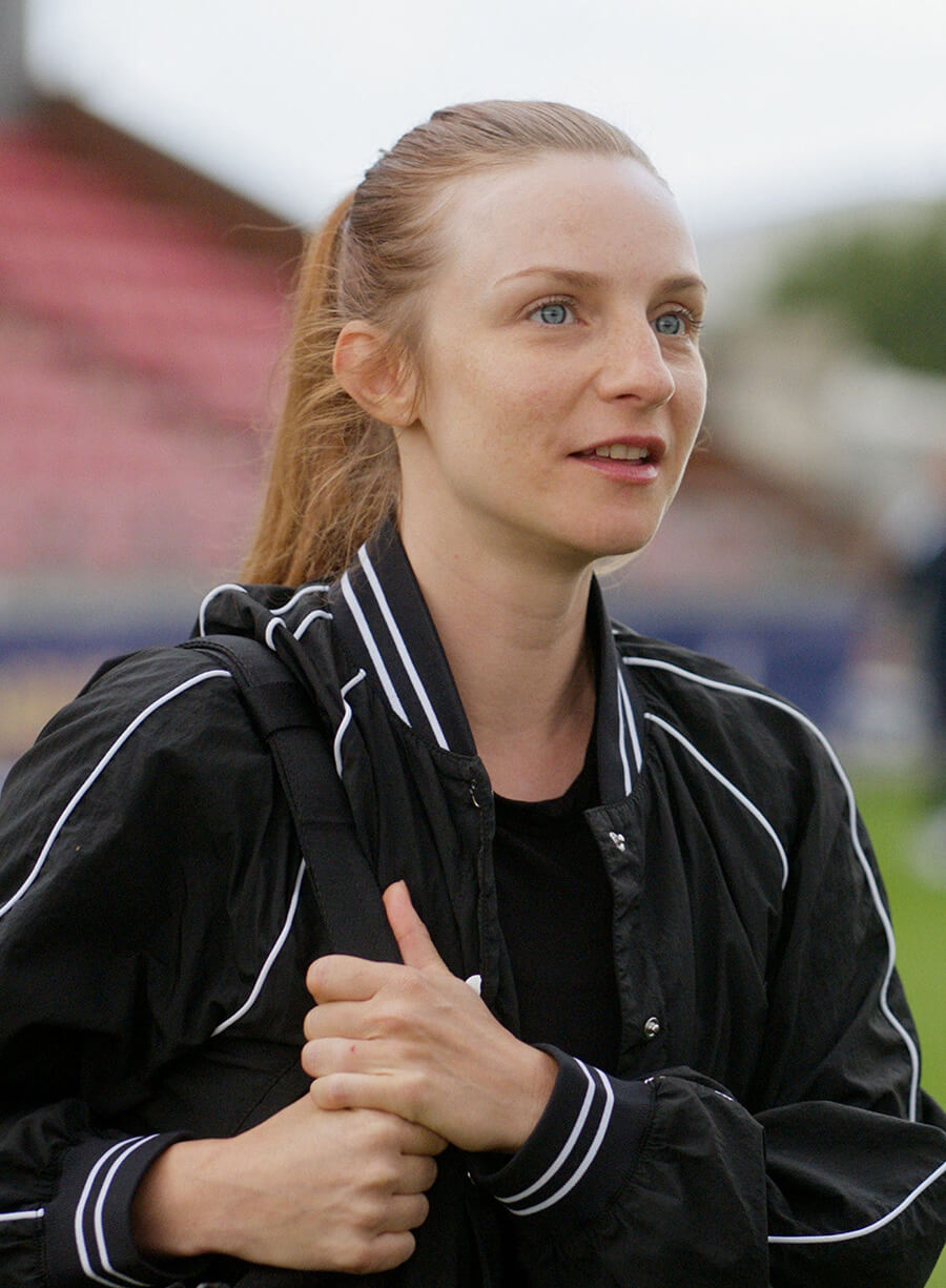 Ted Lasso S04 Lizzie Davis Black Jacket
