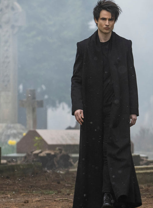 Tom Sturridge The Sandman Black Coat